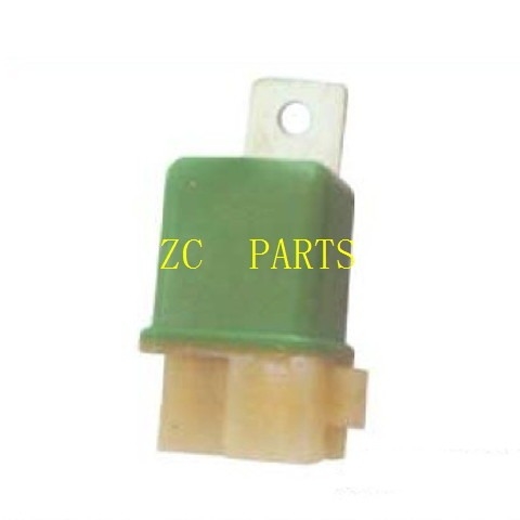 4251588 5AT02-261022 Electrical Relay For Excavator EX60-2 EX60-3 ZX330 EX200-2/3/5